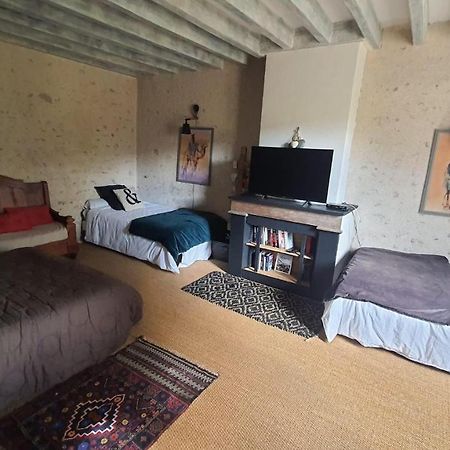 Chez Poune Champigny-en-Beauce ภายนอก รูปภาพ