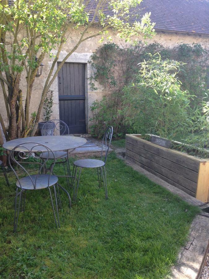 Chez Poune Champigny-en-Beauce ภายนอก รูปภาพ